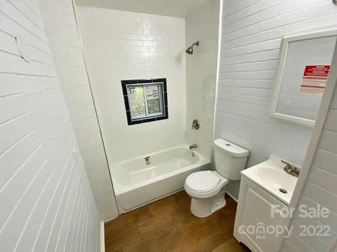 213 S York St, Lancaster, SC 29720 photo 5