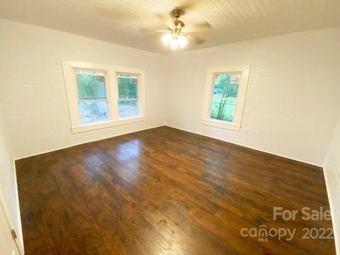 213 S York St, Lancaster, SC 29720 photo 9