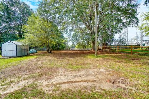 304 E 10th St, Kannapolis, NC 28083 photo 32