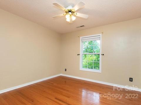 146 Pine Valley Ln, Marshall, NC 28753 photo 17