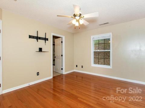 146 Pine Valley Ln, Marshall, NC 28753 photo 20