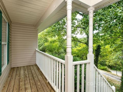 146 Pine Valley Ln, Marshall, NC 28753 photo 4