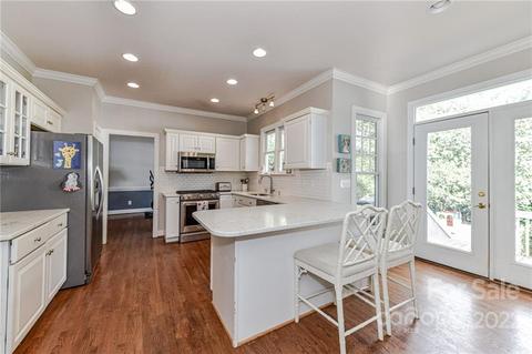 107 Spencer St, Davidson, NC 28036 photo 8