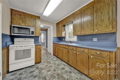 2072 Old Evans Cir, Lancaster, SC 29720 photo 9