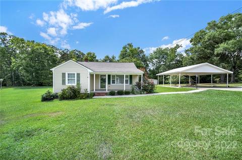 2072 Old Evans Cir, Lancaster, SC 29720 photo 1