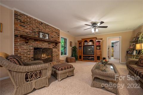 431 Red Fox Cir, Tryon, NC 28782 photo 31