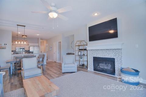 18677 Vineyard Point Ln, Cornelius, NC 28031 photo 25