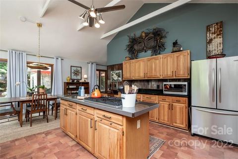 888 Crestview Dr, Brevard, NC 28712 photo 16