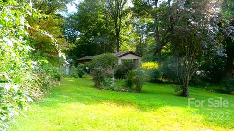 367 Carpenter Rd, Spruce Pine, NC 28777 photo 2