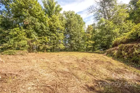 Olympia Lane, Waynesville, NC 28786