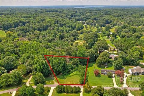 3 Beracah Road, Mooresville, NC 28115