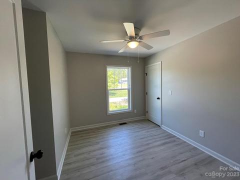 121 Pinecroft Ln, Spencer, NC 28159 photo 8