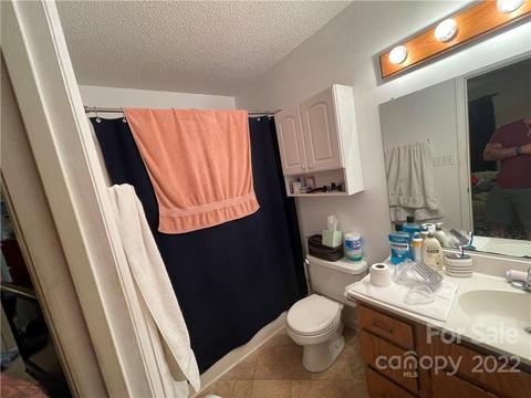 1374 Pear Dr, Conover, NC 28613 photo 15