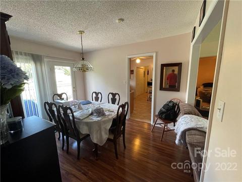 1374 Pear Dr, Conover, NC 28613 photo 10