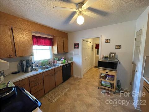 1374 Pear Dr, Conover, NC 28613 photo 13