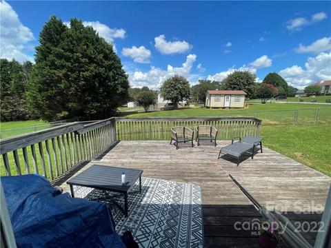 1374 Pear Dr, Conover, NC 28613 photo 22