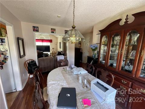 1374 Pear Dr, Conover, NC 28613 photo 11