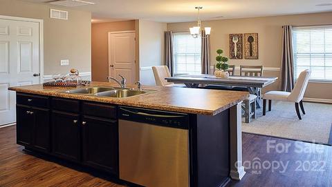 205 Final Stretch Ln, Clover, SC 29710 photo 7