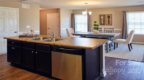205 Final Stretch Ln, Clover, SC 29710 photo 27