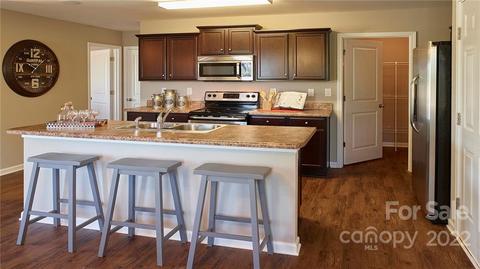 205 Final Stretch Ln, Clover, SC 29710 photo 34
