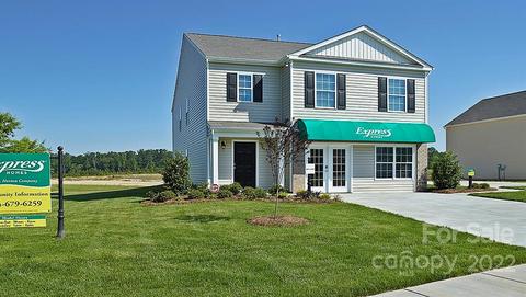 205 Final Stretch Ln, Clover, SC 29710 photo 3