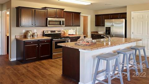 205 Final Stretch Ln, Clover, SC 29710 photo 12