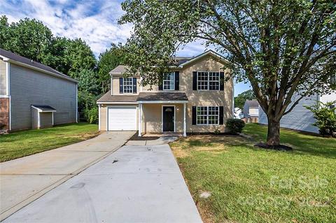 2319 Hope Valley Ln, Charlotte, NC 28213