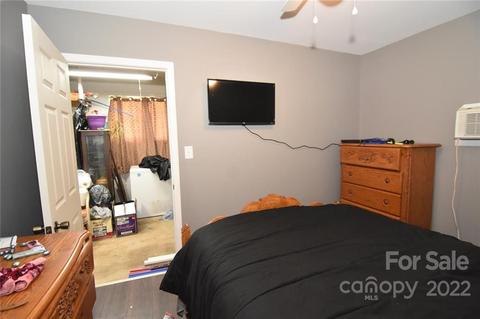 907 15th St, Conover, NC 28613 photo 29