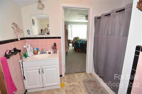907 15th St, Conover, NC 28613 photo 19