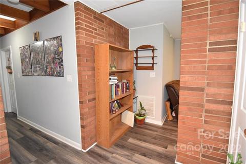 907 15th St, Conover, NC 28613 photo 14