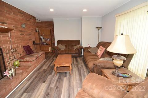 907 15th St, Conover, NC 28613 photo 11