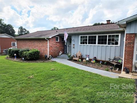 907 15th St, Conover, NC 28613 photo 2