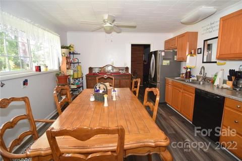 907 15th St, Conover, NC 28613 photo 35
