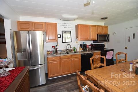907 15th St, Conover, NC 28613 photo 32
