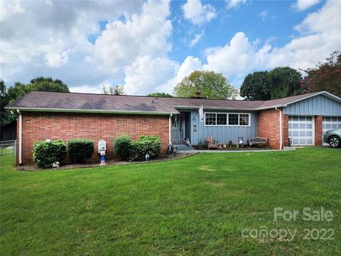 907 15th St, Conover, NC 28613 photo 1