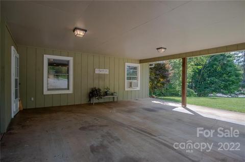 66 Mitchell Rd, Sylva, NC 28779 photo 3