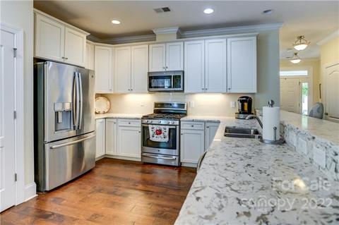 17737 Morehampton Ave, Cornelius, NC 28031 photo 9