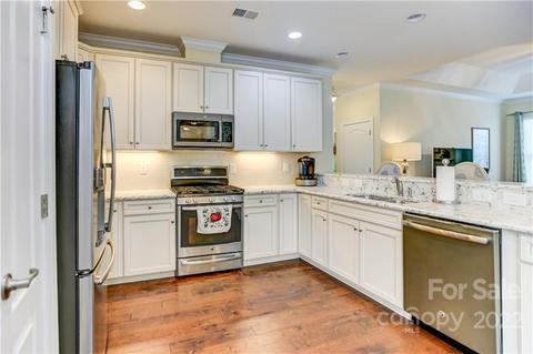 17737 Morehampton Ave, Cornelius, NC 28031 photo 11