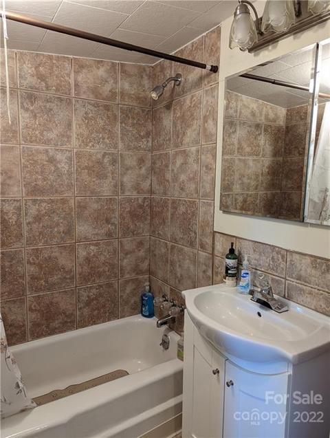 241 Lynch Rd, Mill Spring, NC 28756 photo 30