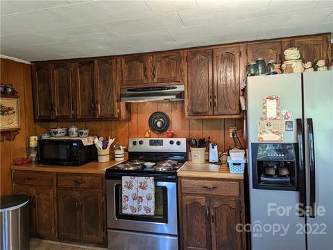 241 Lynch Rd, Mill Spring, NC 28756 photo 31