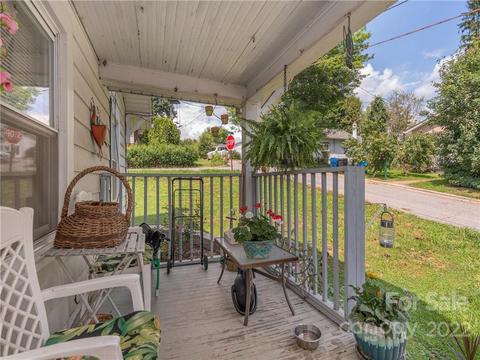 43 3rd St, Canton, NC 28716 photo 3