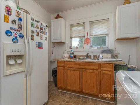 43 3rd St, Canton, NC 28716 photo 7