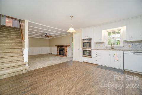 5585 Castle Rd, Concord, NC 28027 photo 9
