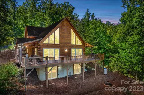 157 Grindstone Dr, Nebo, NC 28761