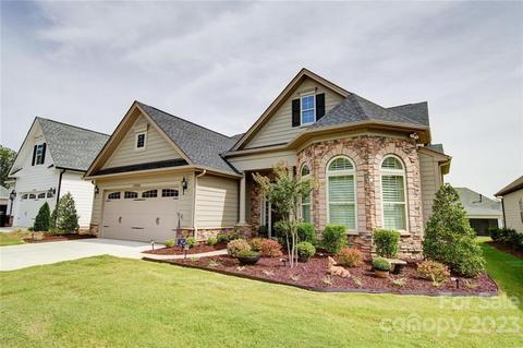 17536 Langston Dr, Charlotte, NC 28278 photo 4