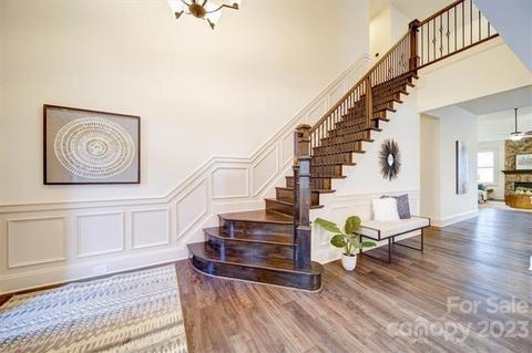 17536 Langston Dr, Charlotte, NC 28278 photo 6