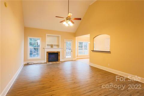 142 Princess Loop, Troutman, NC 28166 photo 3