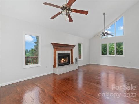 14 Hidden Rd, Clyde, NC 28721 photo 4