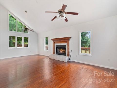 14 Hidden Rd, Clyde, NC 28721 photo 5