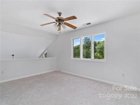 14 Hidden Rd, Clyde, NC 28721 photo 17